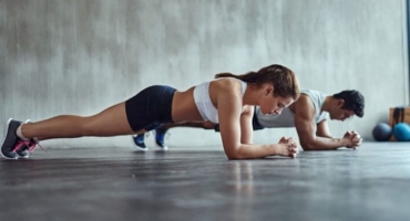 [Giải Đáp] Tập Gym Có Bị Lùn Không? Lợi Ích Khi Tập Gym